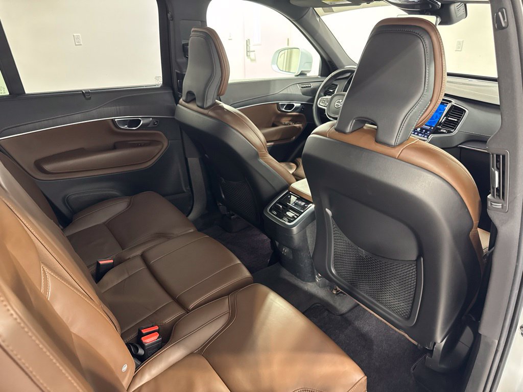 Certified 2024 Volvo XC90 B6 Ultimate w/ Protection Package Premier AWD/4WD image 24