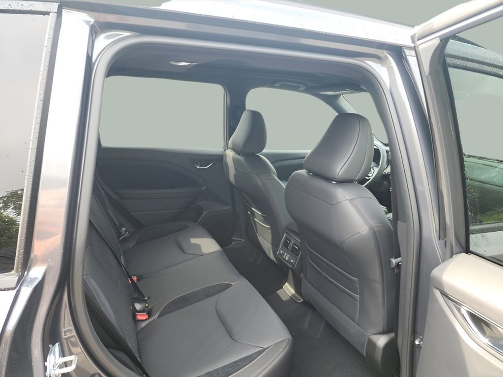 Used 2025 Subaru Forester Touring image 13