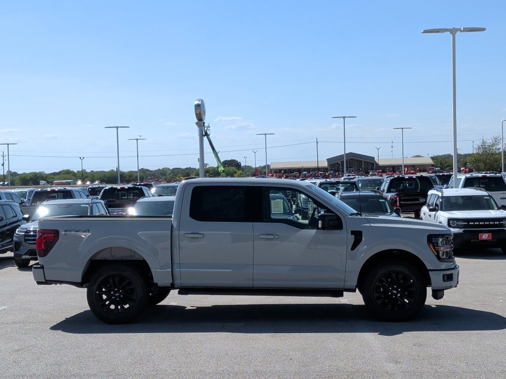 New 2026 Ford F150 XLT w/ Equipment Group 302A MID AWD/4WD image 10
