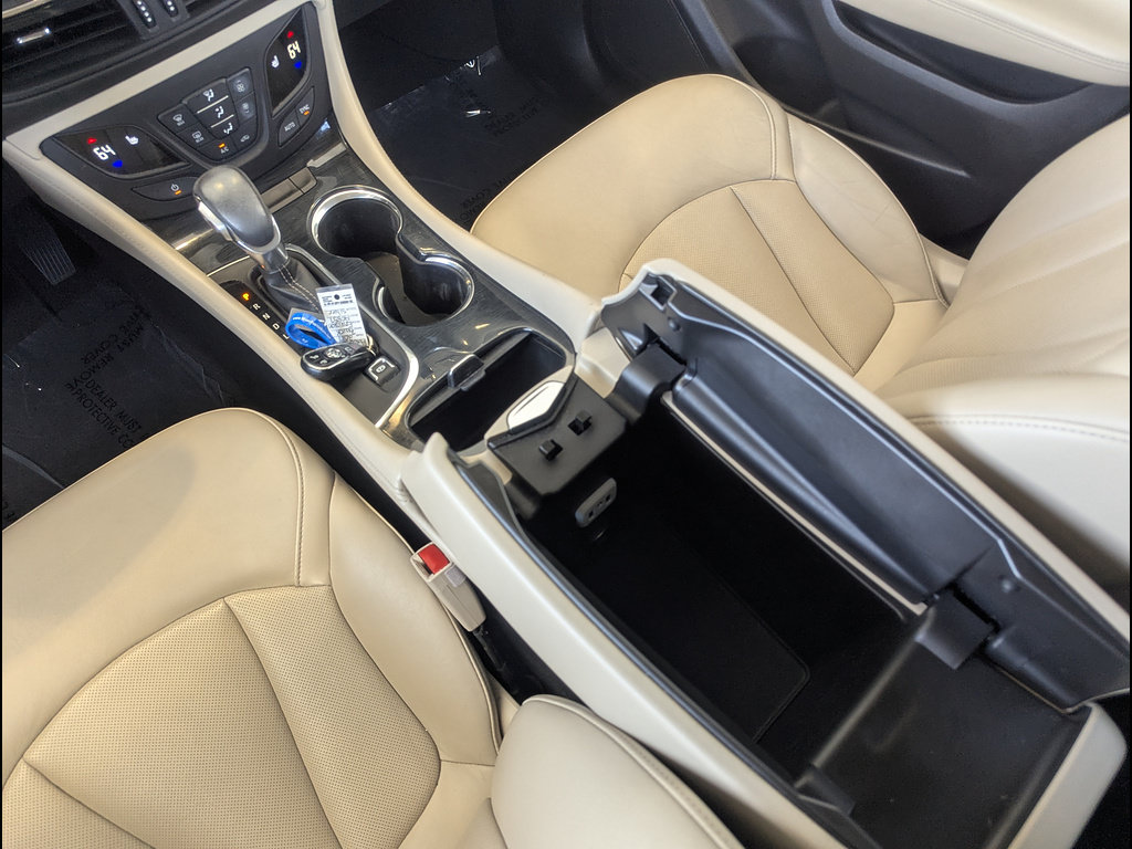 Used 2017 Buick Envision Essence FWD image 33