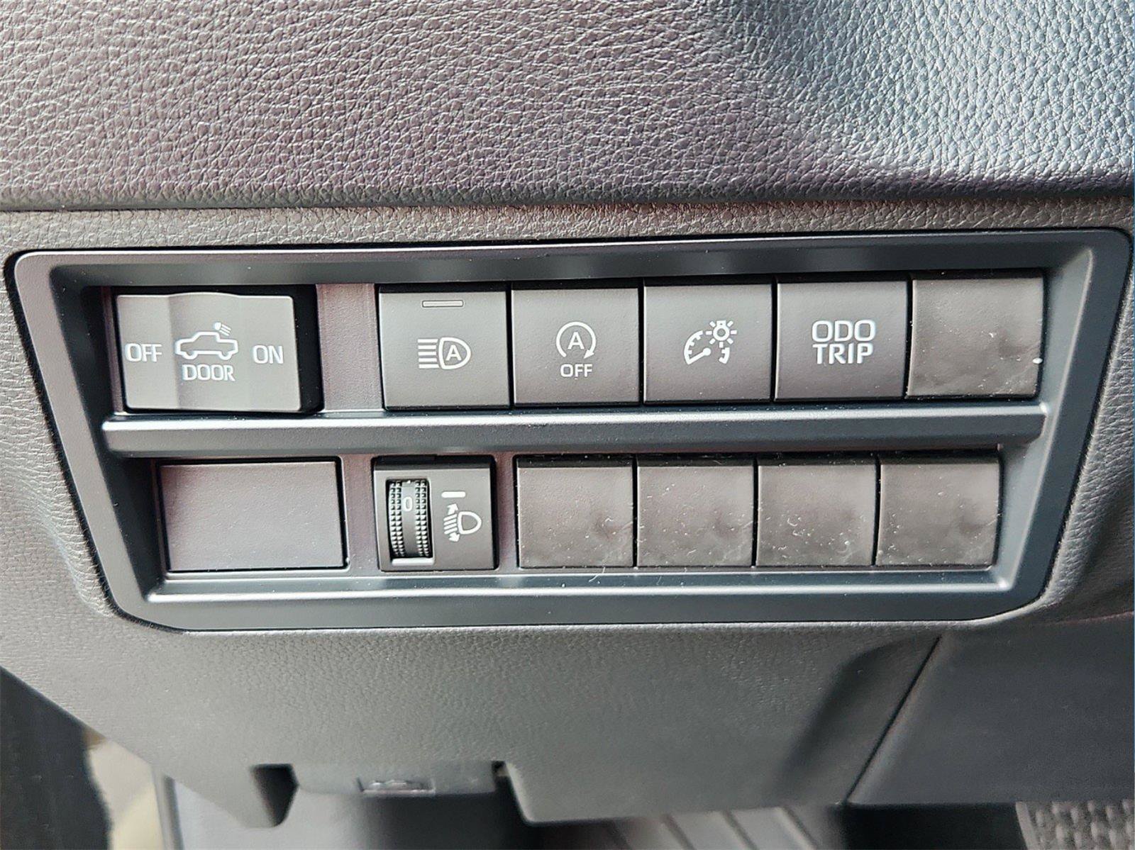Used 2023 Toyota Tundra SR5 AWD/4WD image 15