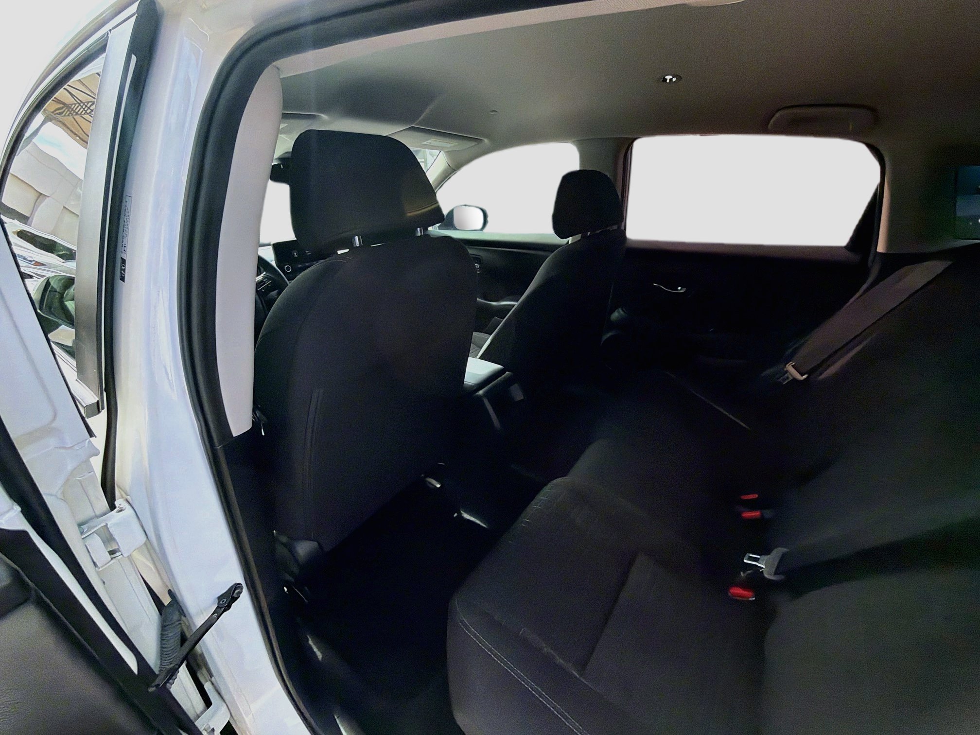 Used 2025 Honda HR-V LX image 23