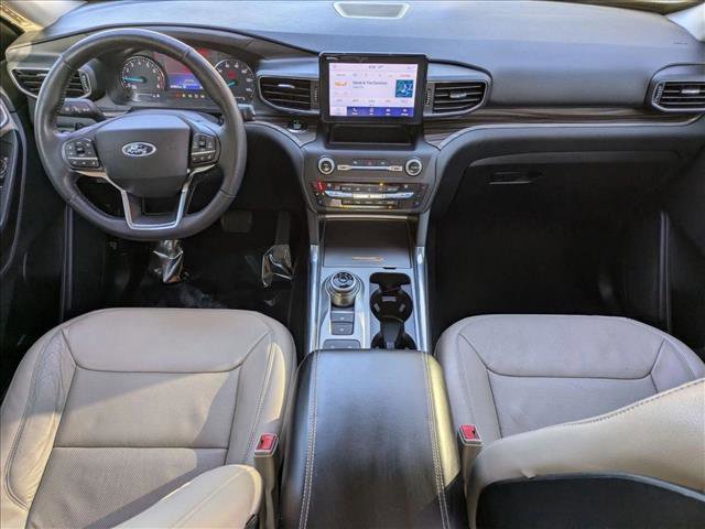 Used 2020 Ford Explorer Limited image 18
