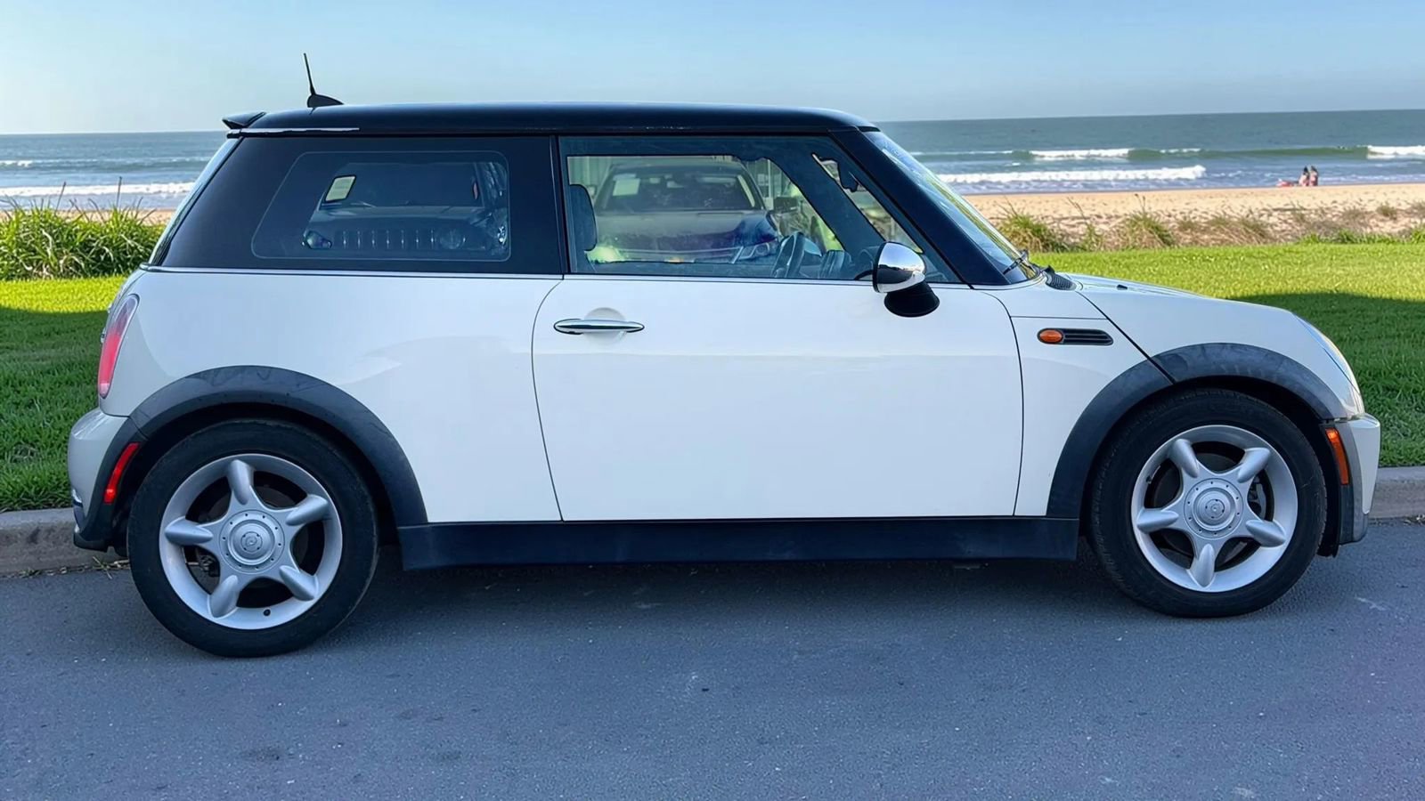 Used 2005 MINI Cooper Hardtop image 6