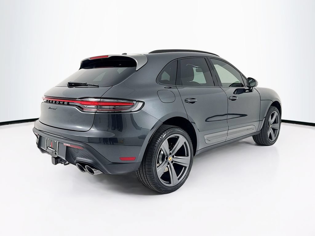 New 2026 Porsche Macan AWD/4WD image 9