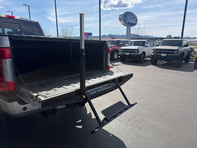 Certified 2019 Ford F250 Platinum w/ Platinum Ultimate Package image 19