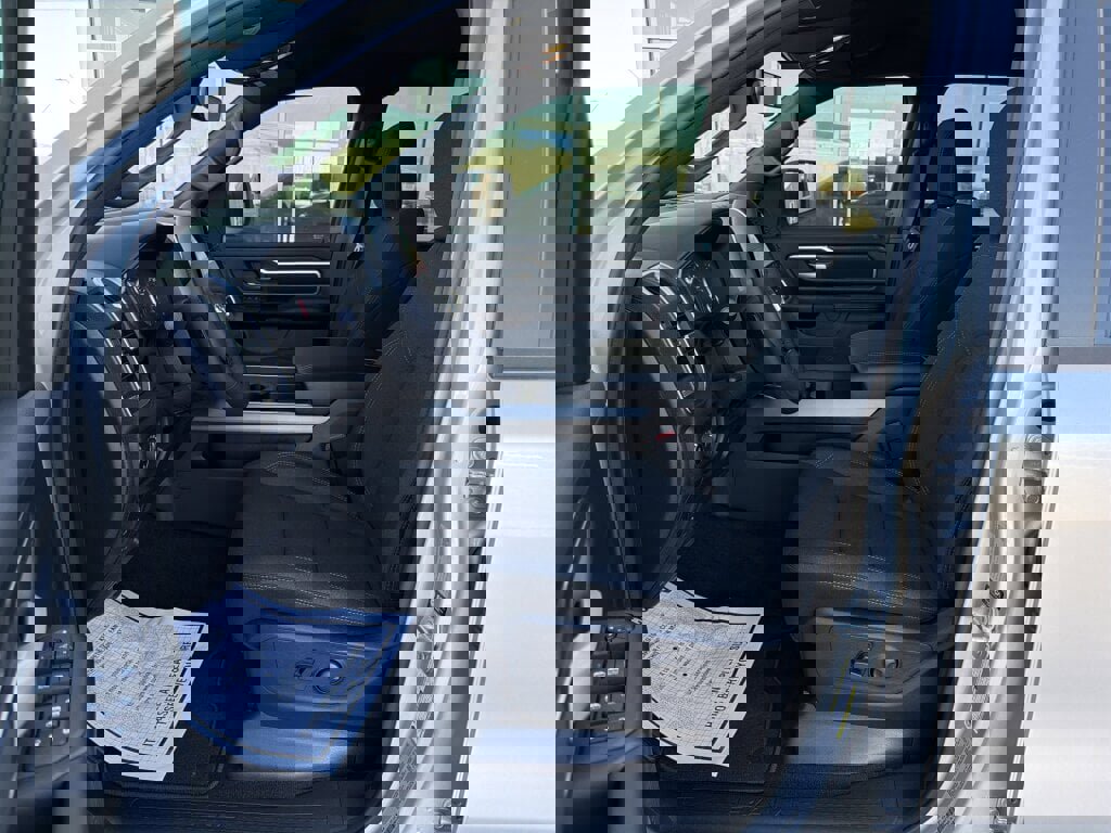 New 2026 RAM 1500 Big Horn AWD/4WD image 13