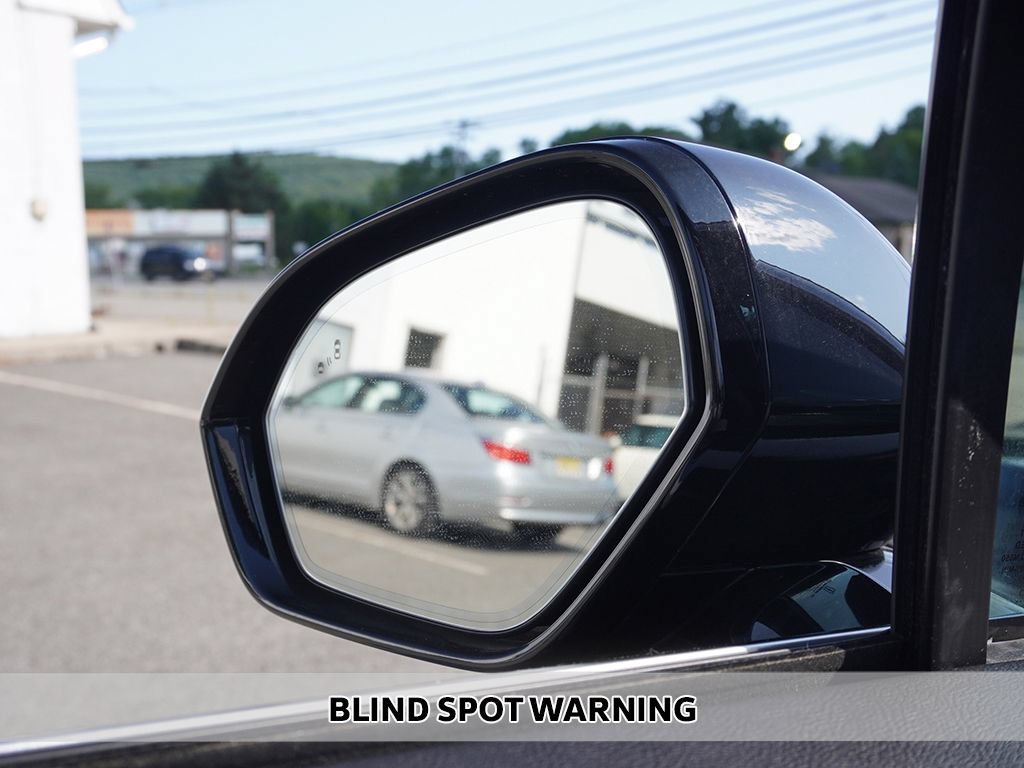 Used 2023 Lincoln Corsair Grand Touring w/ Equipment Group 301A AWD/4WD image 7