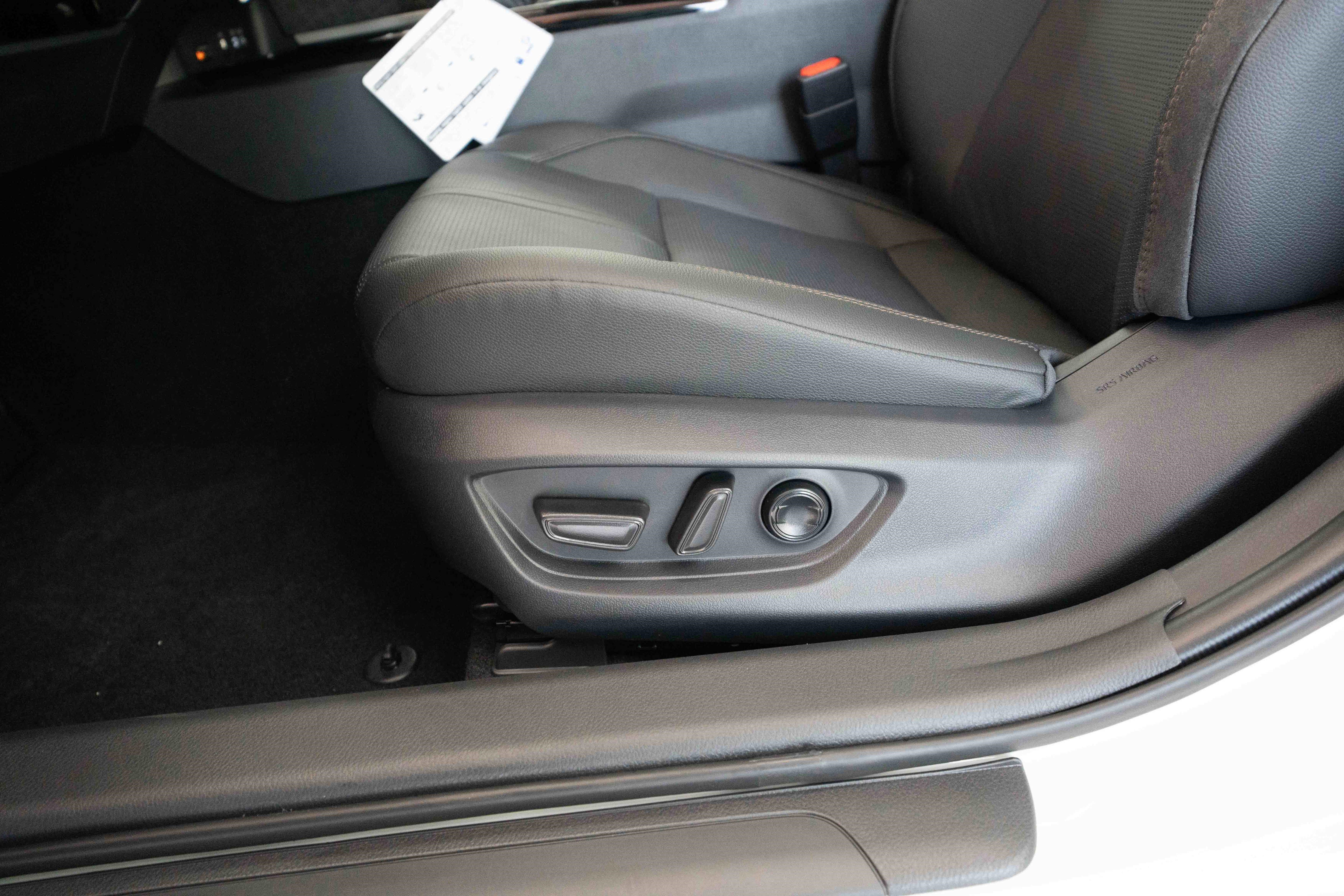 New 2026 Toyota Camry XLE w/ Premium Plus Package image 12