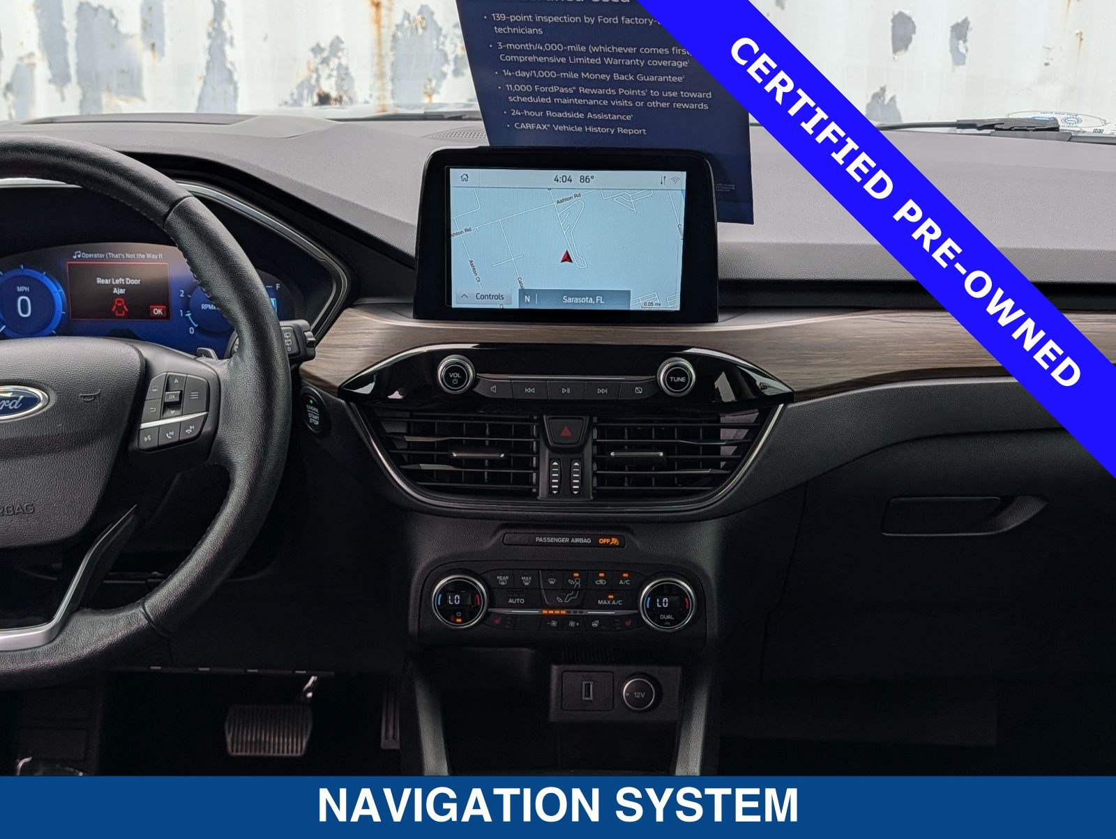 Certified 2020 Ford Escape Titanium AWD/4WD image 20