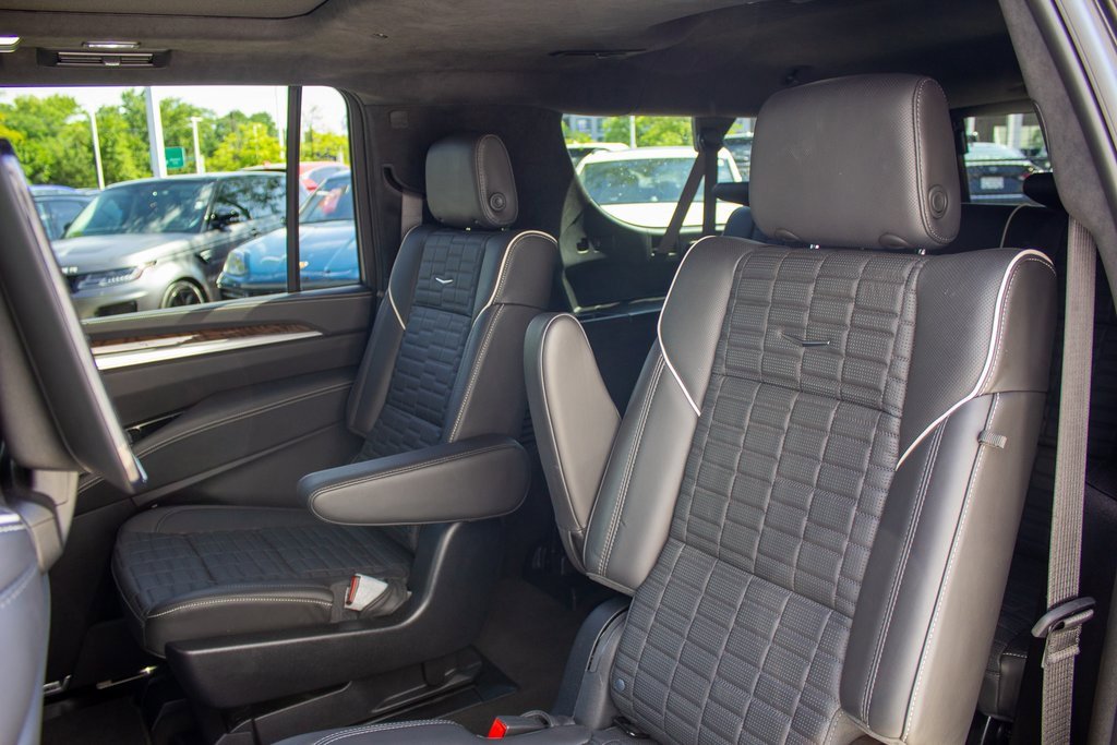 Used 2025 Cadillac Escalade ESV Sport Platinum image 21