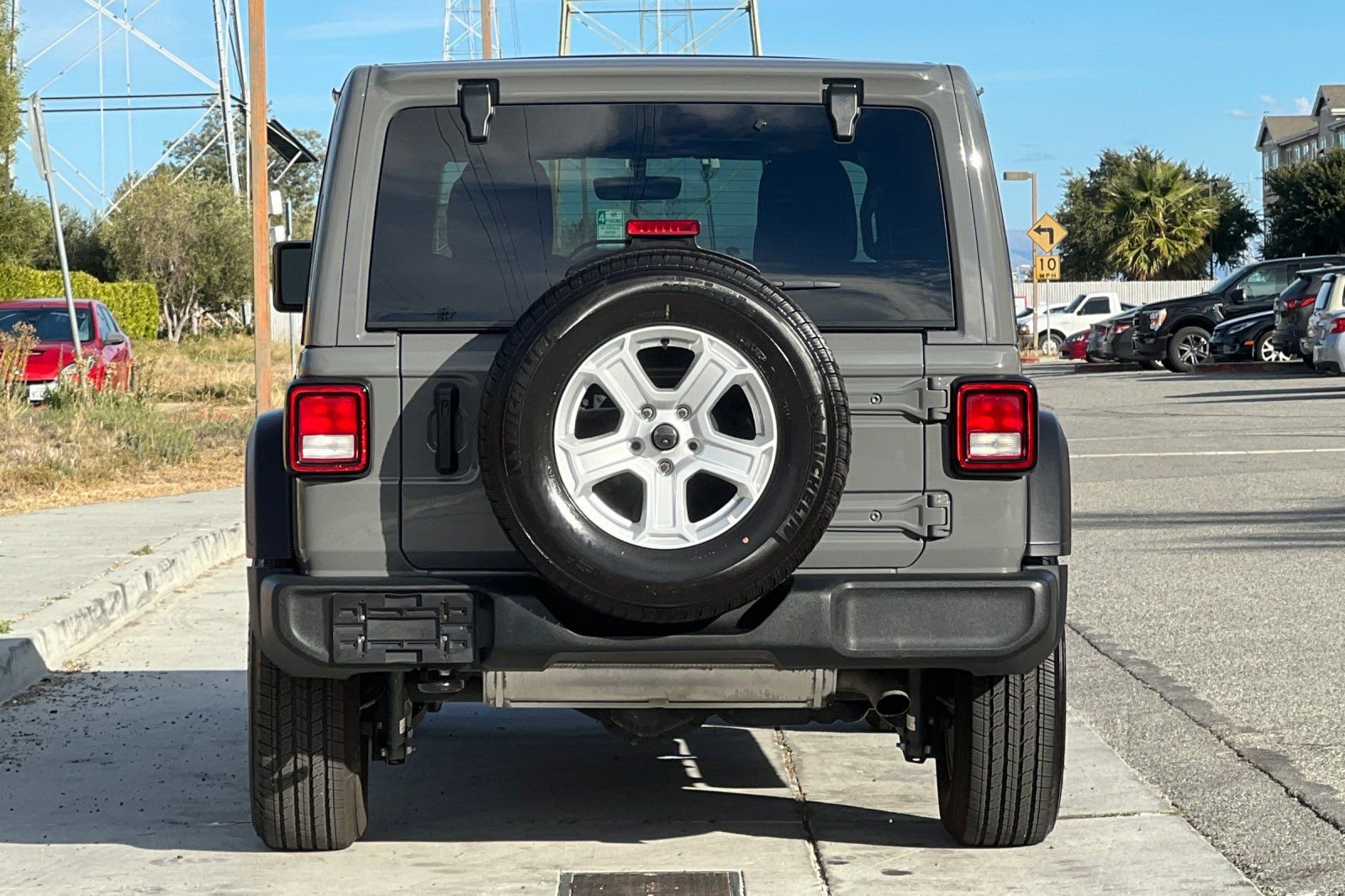 Used 2022 Jeep Wrangler Unlimited Sport w/ Sun And Sound Package image 5