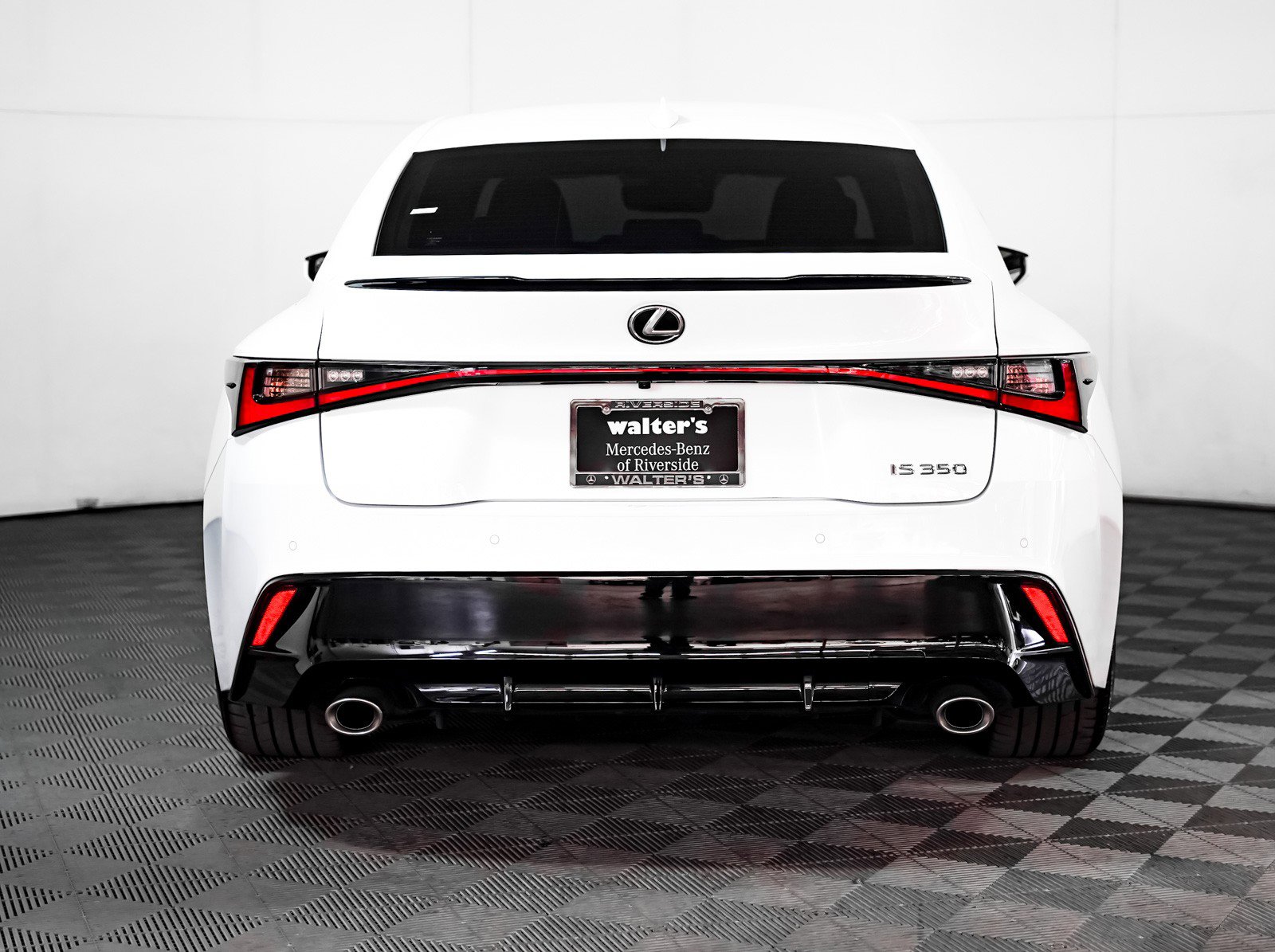 Used 2024 Lexus IS 350 F Sport w/ Navigation Package image 13