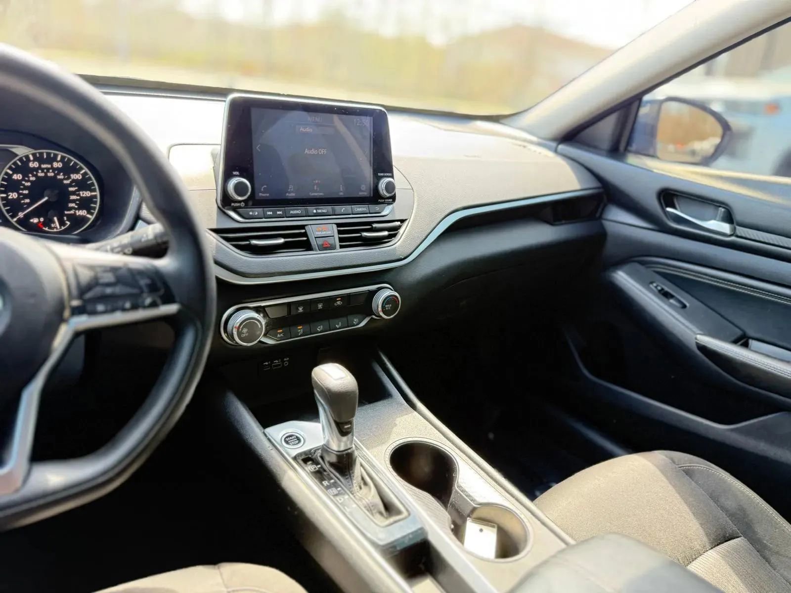 Used 2020 Nissan Altima 2.5 S FWD image 17