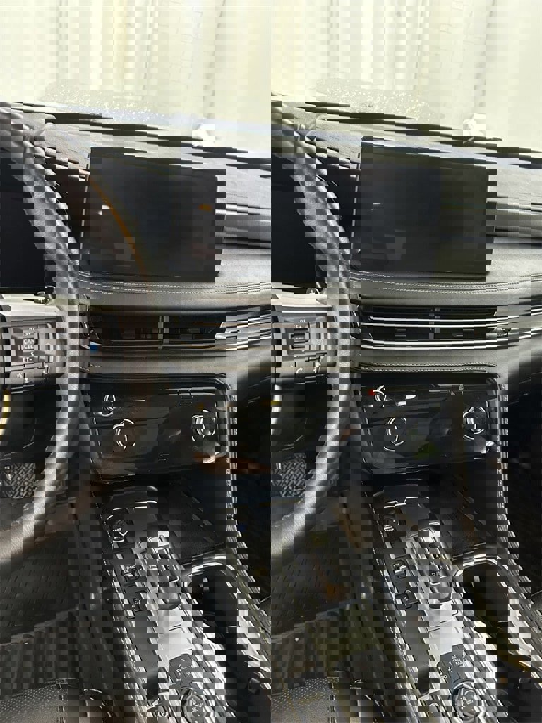 Used 2023 INFINITI QX60 Luxe image 19