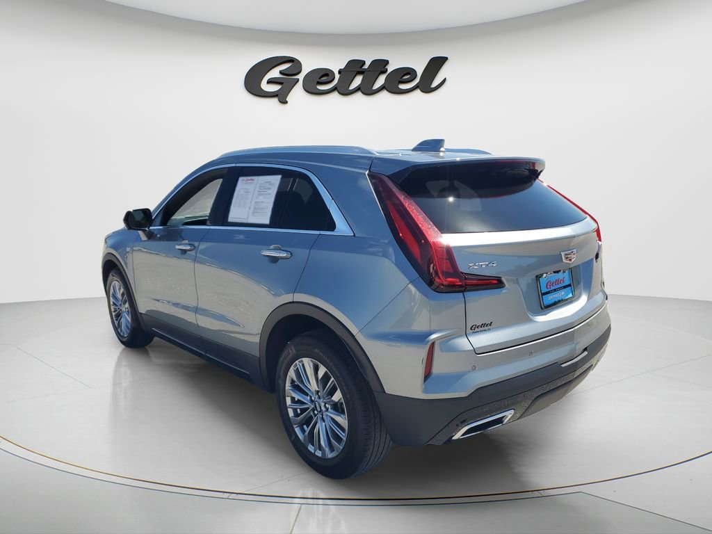 Used 2025 Cadillac XT4 Premium Luxury image 14