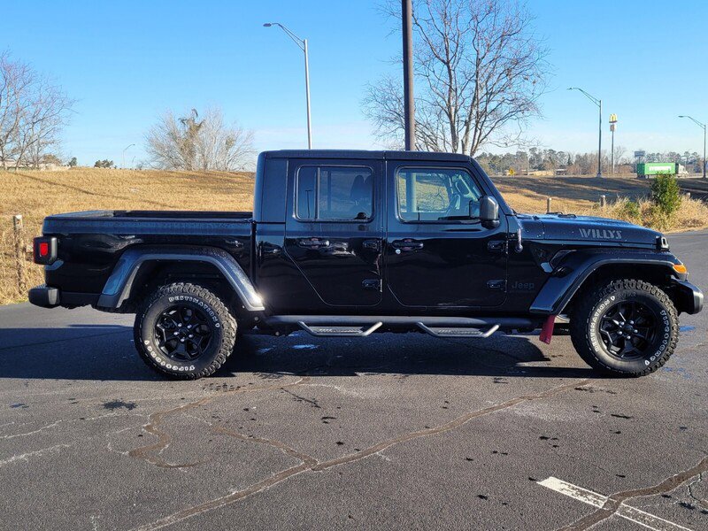 Used 2022 Jeep Gladiator Sport image 11