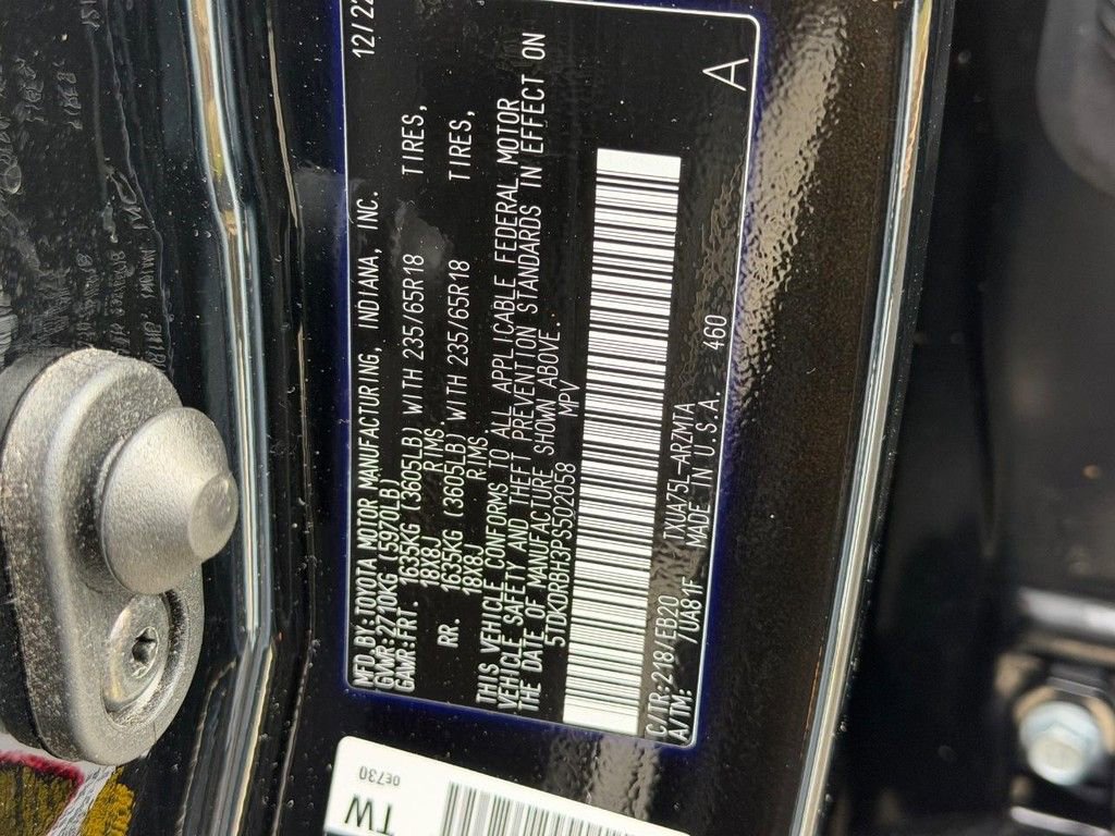 Used 2023 Toyota Highlander XLE image 26