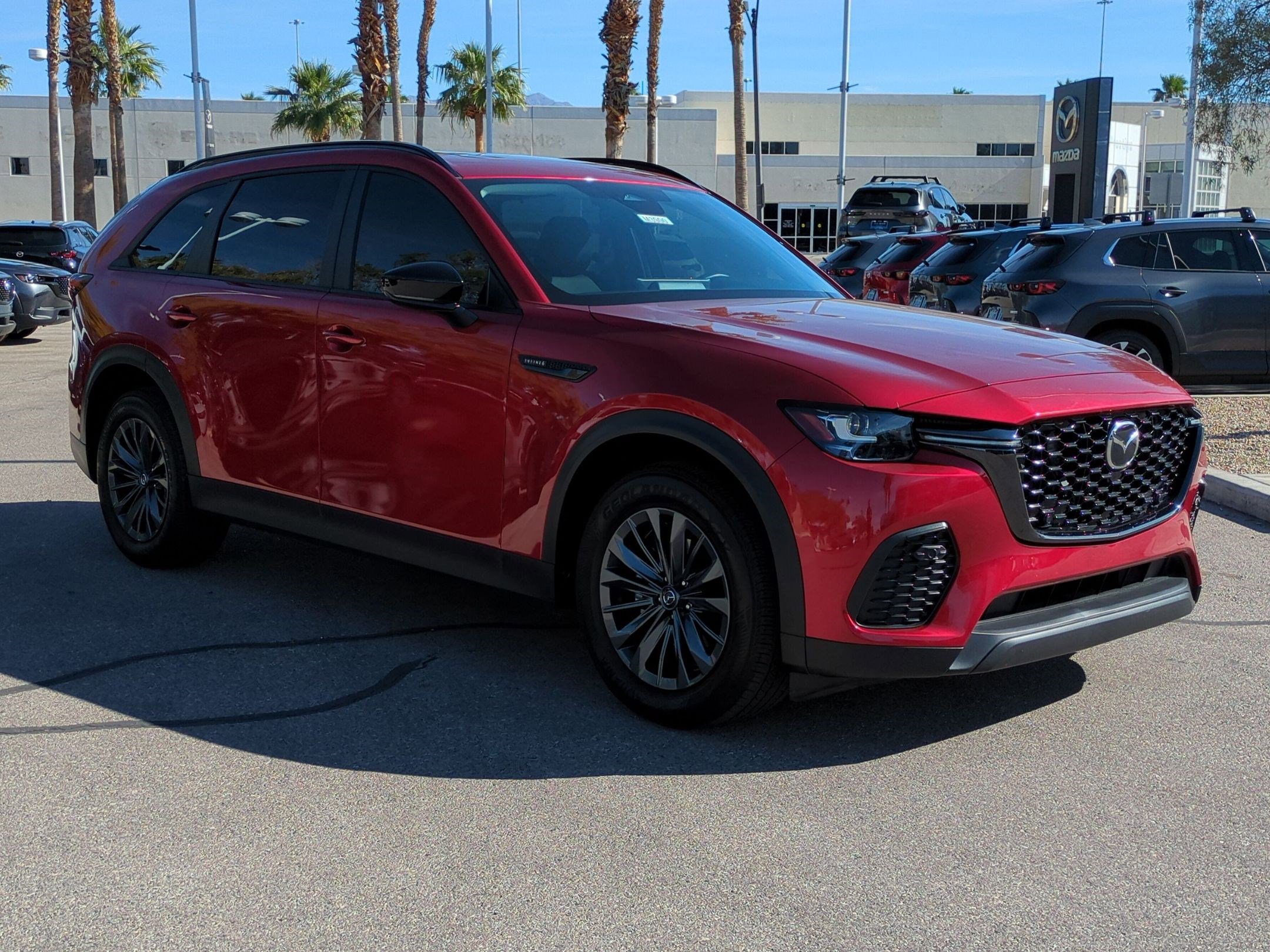 Certified 2025 MAZDA CX-70 3.3 Turbo w/ Preferred Package AWD/4WD image 7