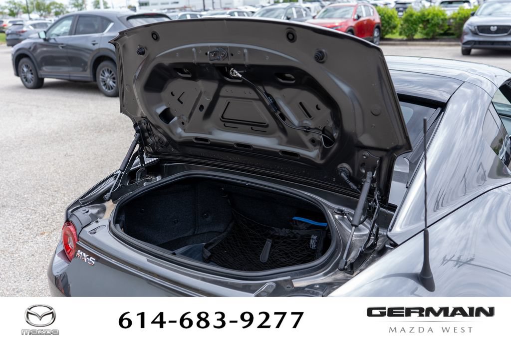 New 2026 MAZDA MX-5 Miata RF Grand Touring RWD image 29