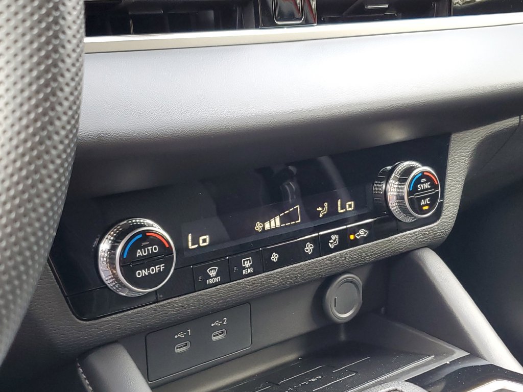New 2026 Mitsubishi Outlander ES FWD image 29