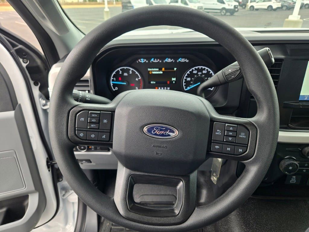 New 2025 Ford F350 XL w/ XL Chrome Package image 24