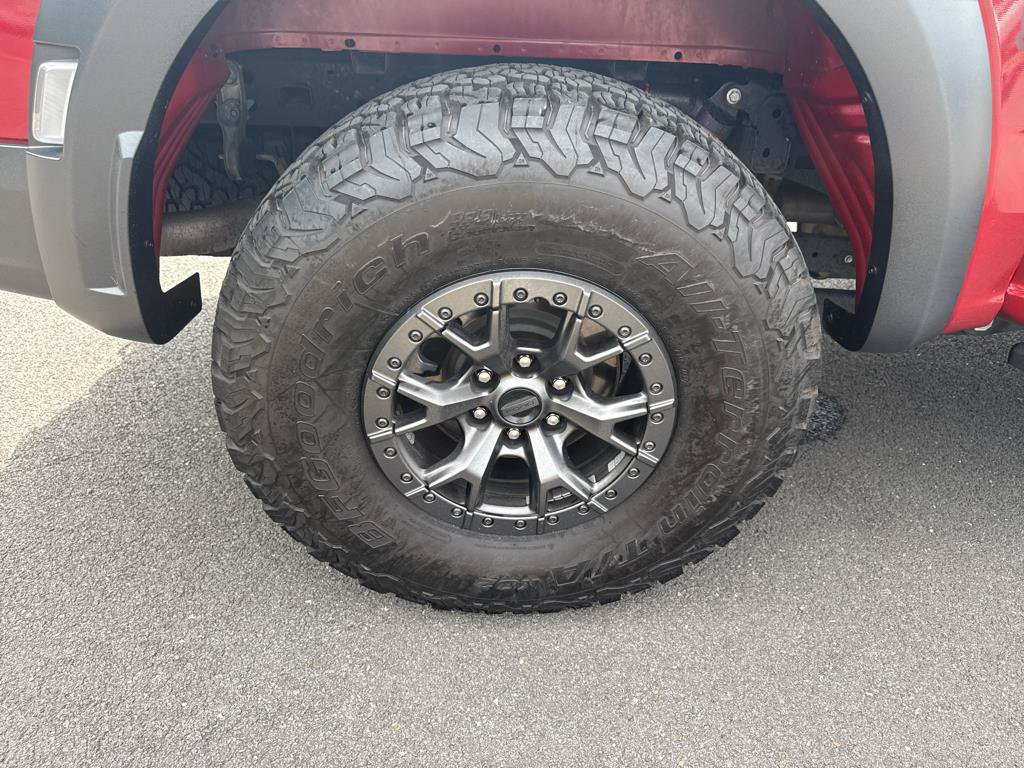 Used 2022 Ford F150 Raptor w/ Raptor 37 Performance Package AWD/4WD image 25