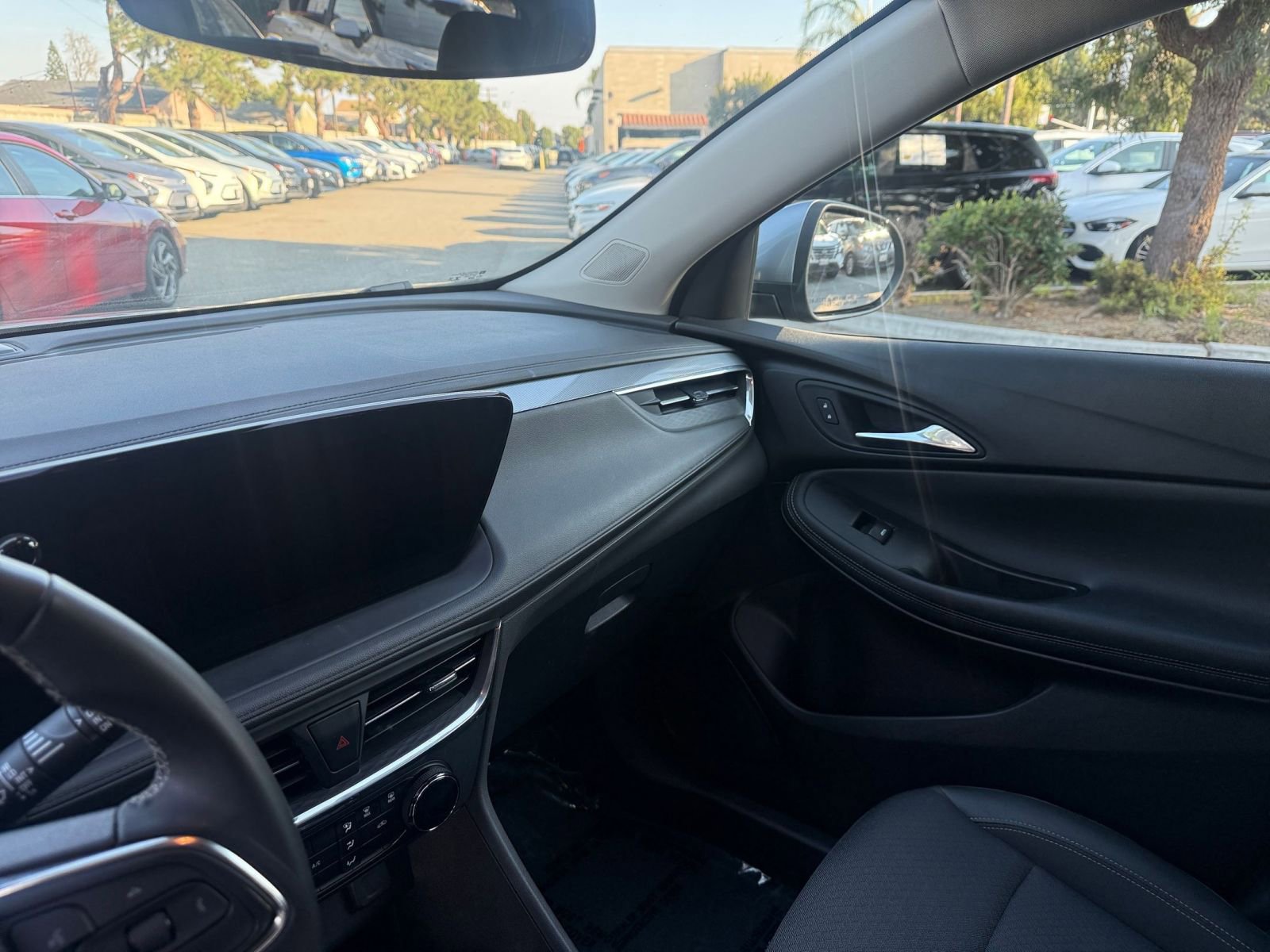 Used 2025 Buick Encore GX Preferred image 31