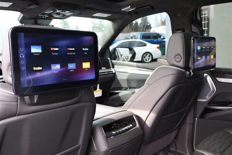 Used 2026 Cadillac Escalade V w/ LPO, ONYX Package image 25