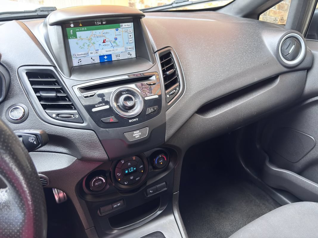 Used 2016 Ford Fiesta ST FWD image 23