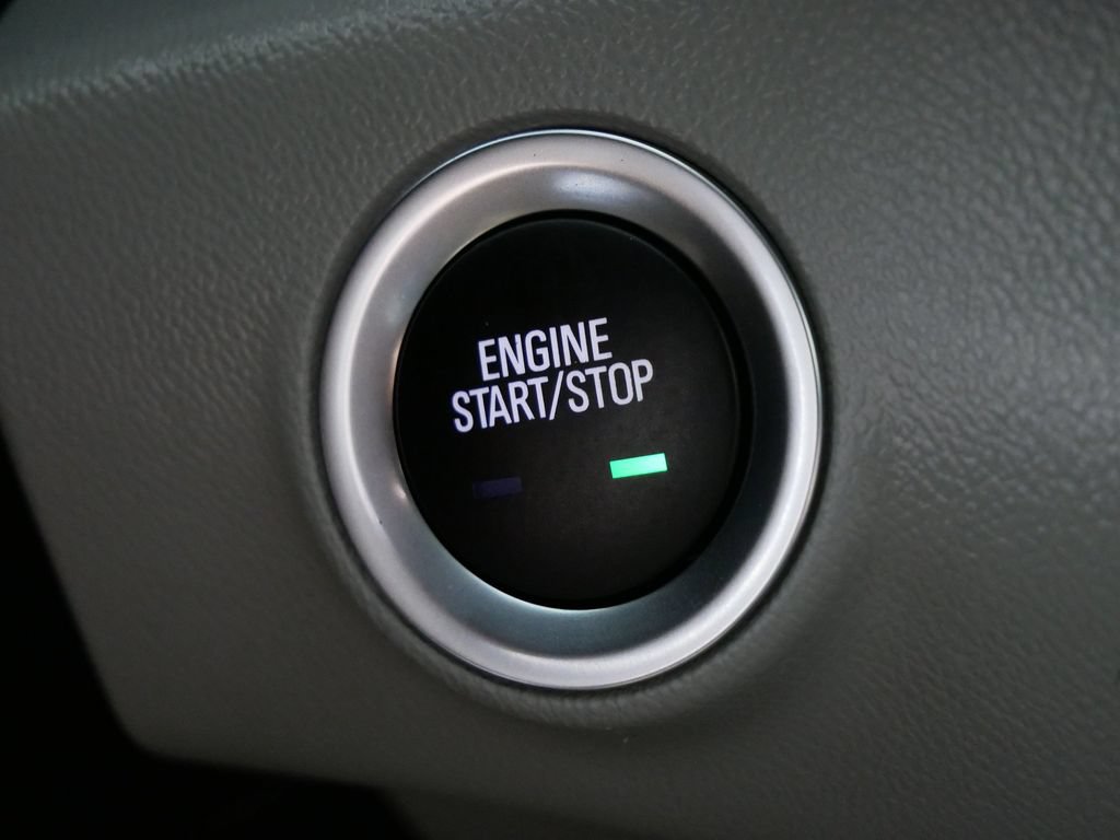 Used 2023 GMC Terrain SLE w/ Driver Convenience Package FWD image 24