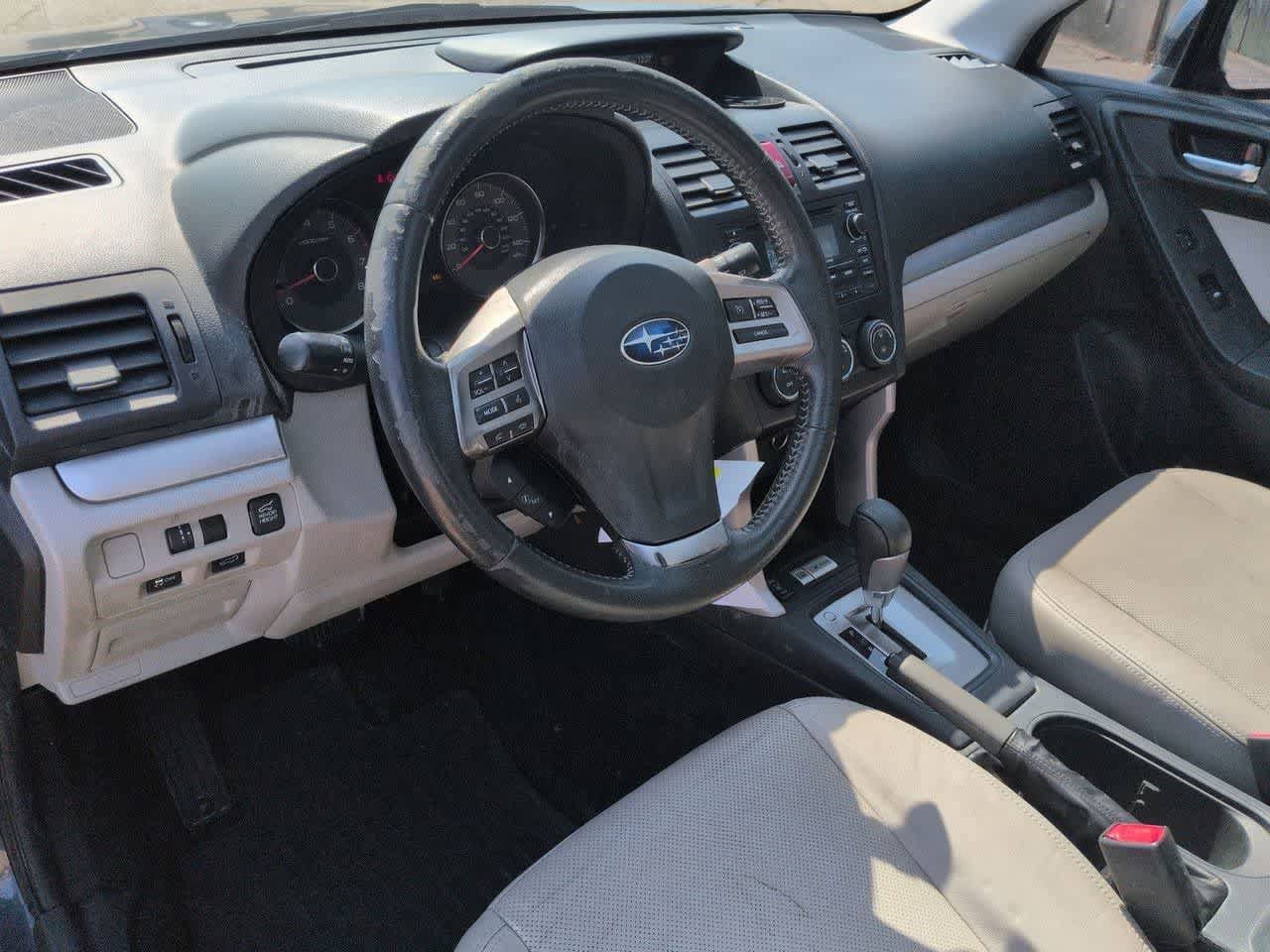 Used 2015 Subaru Forester 2.5i Limited AWD/4WD image 2