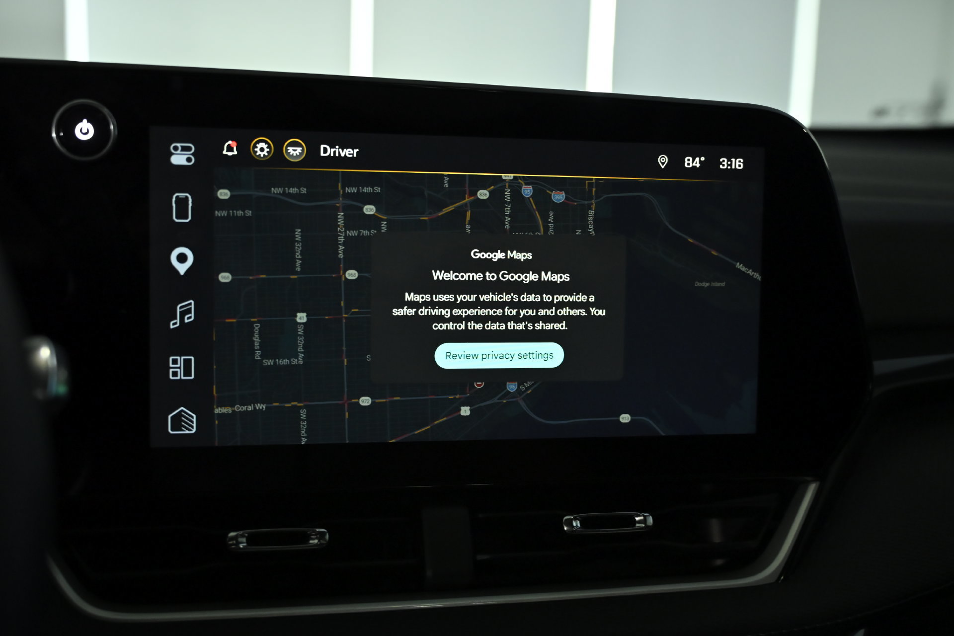 Used 2026 Chevrolet Equinox LT w/ Safety and Technology Package FWD image 28