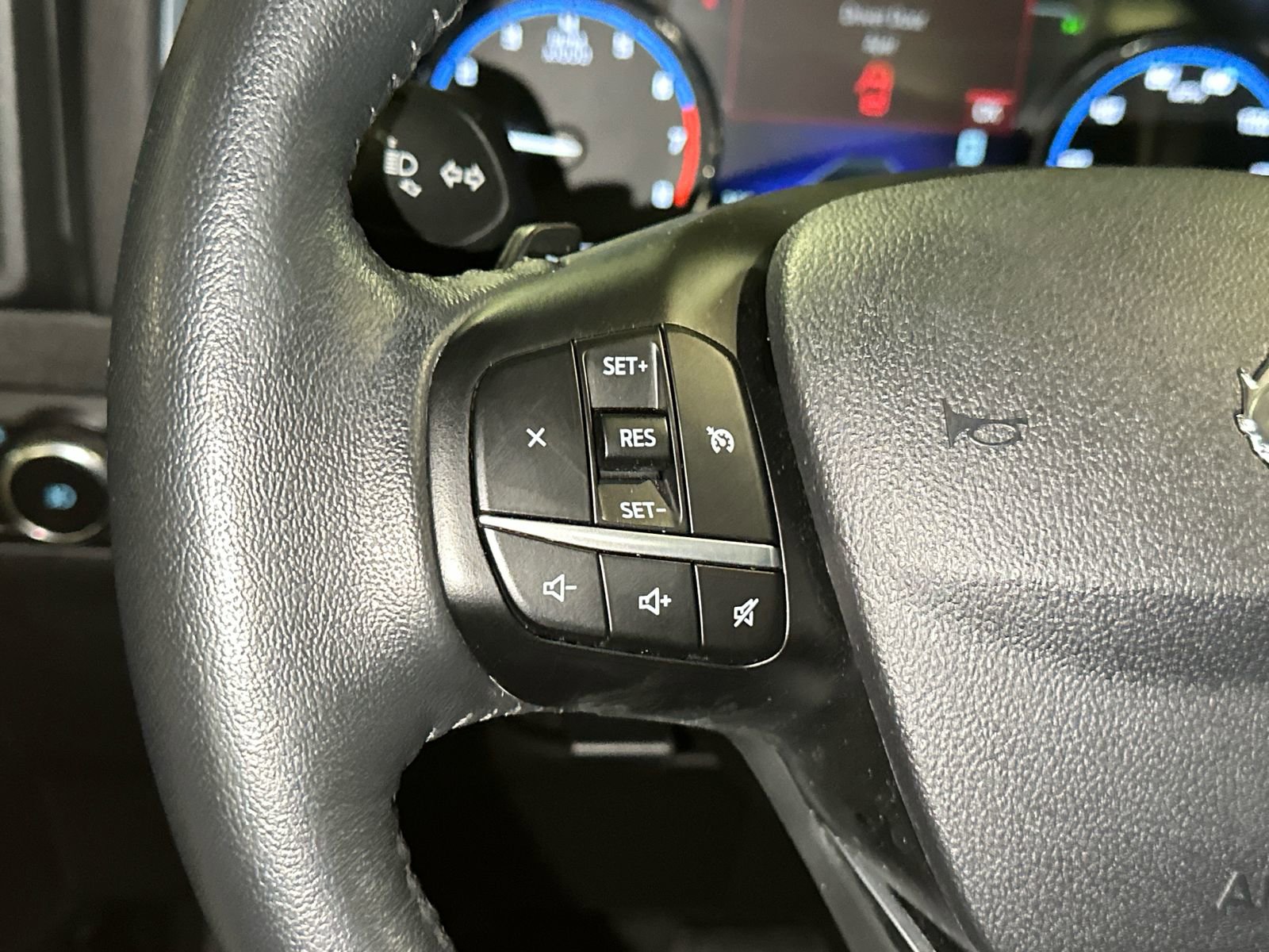 Used 2023 Ford Bronco Sport Badlands image 23