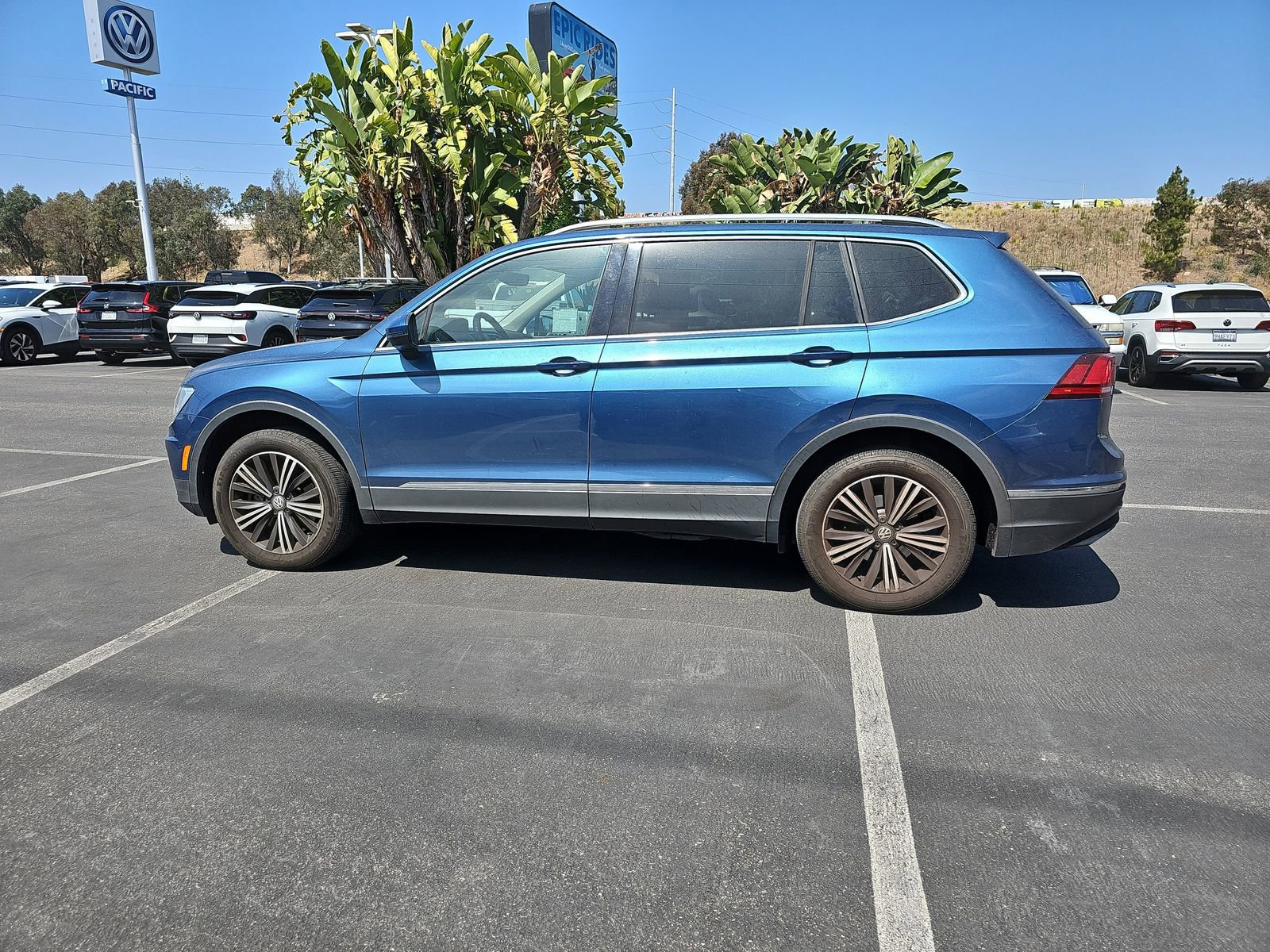 Used 2019 Volkswagen Tiguan SEL FWD image 8