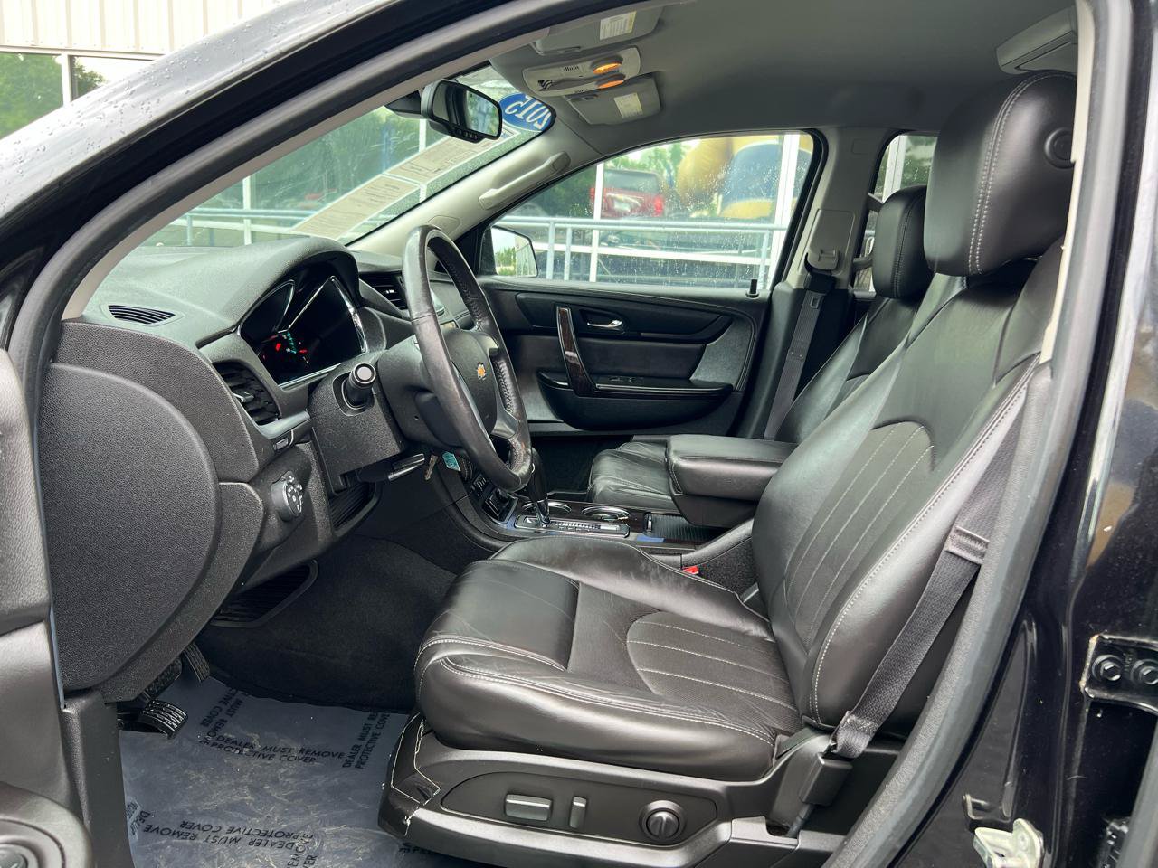 Used 2015 Chevrolet Traverse LTZ w/ LPO, 'HIT The Road' Package AWD/4WD image 11