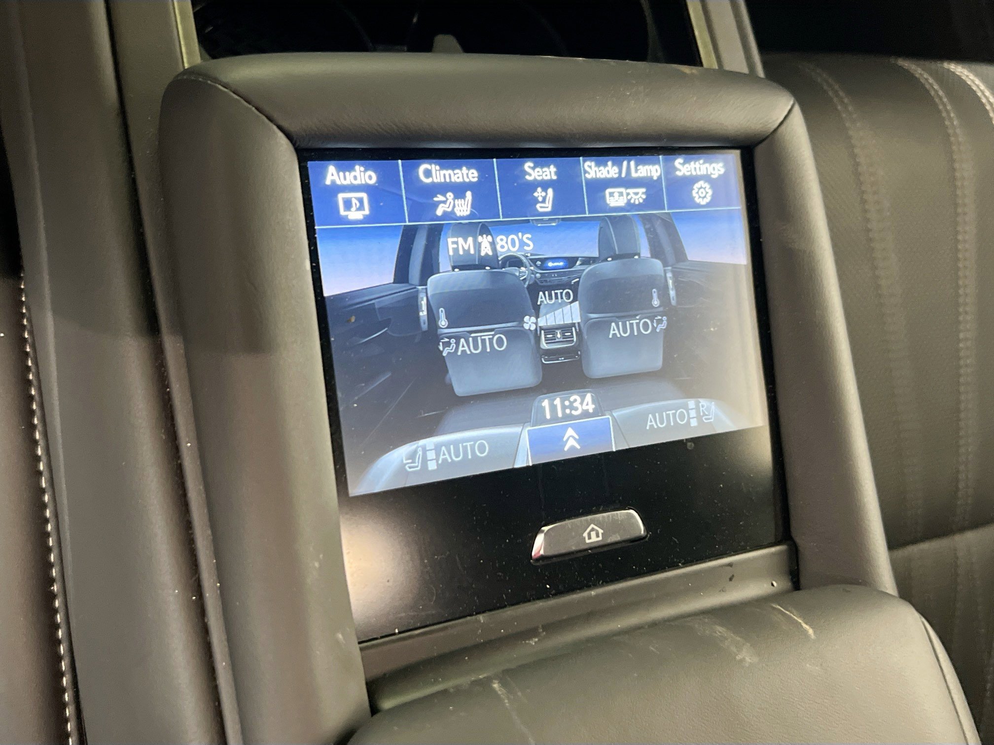 Used 2018 Lexus LS 500 AWD w/ Luxury Package image 26