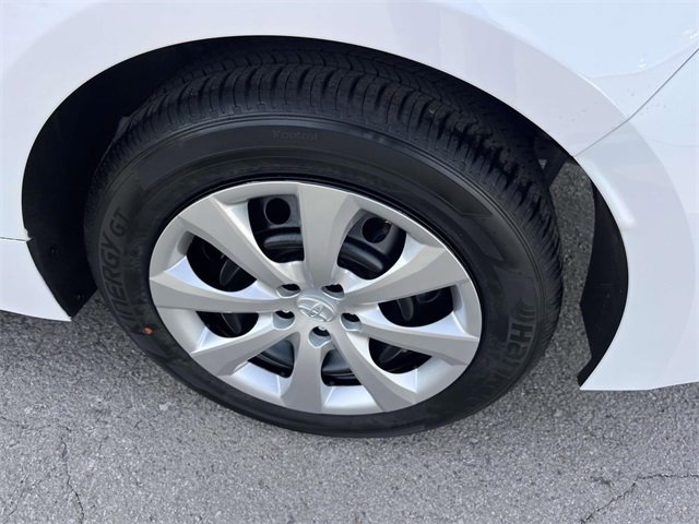 Used 2026 Toyota Corolla LE image 11
