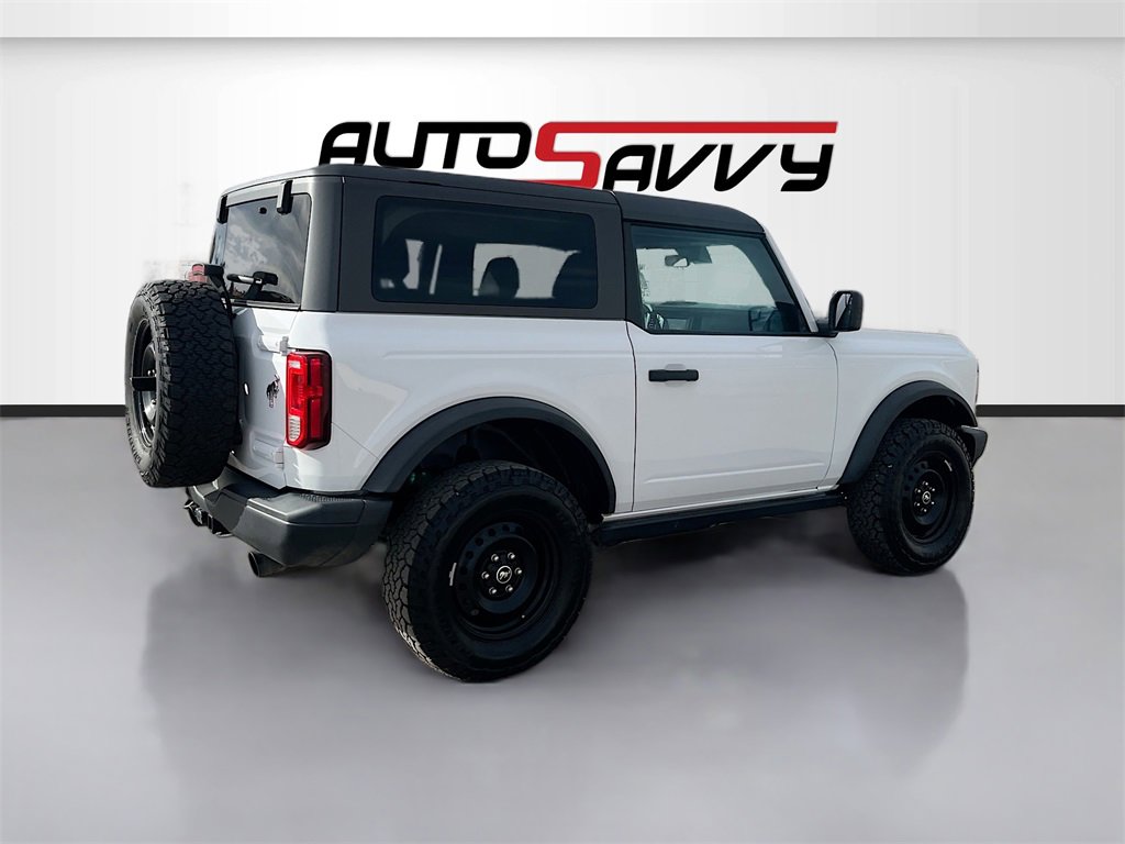 Used 2022 Ford Bronco Black Diamond image 7
