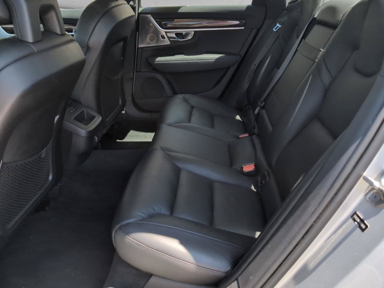 Used 2017 Volvo S90 T6 Momentum w/ Climate Package AWD/4WD image 31
