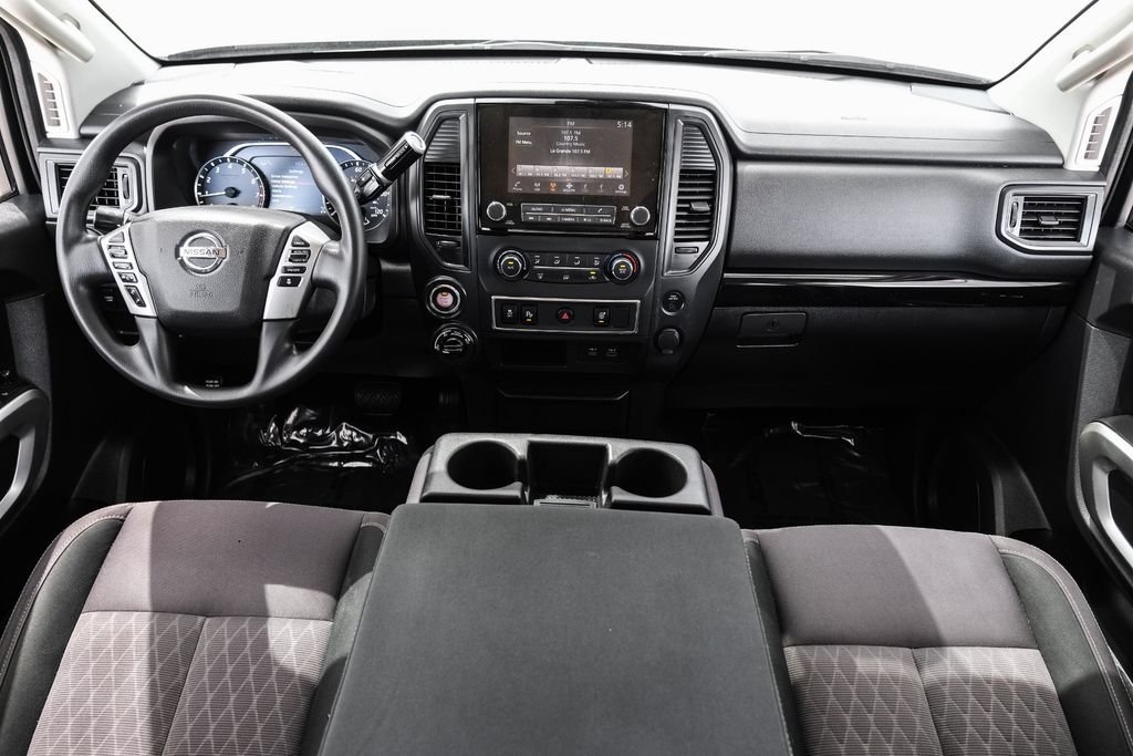 Used 2022 Nissan Titan SV w/ Accessory Utility Package AWD/4WD image 10