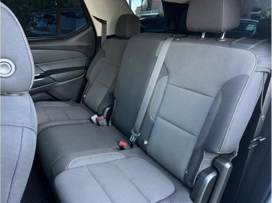 Used 2019 Chevrolet Traverse LT image 9