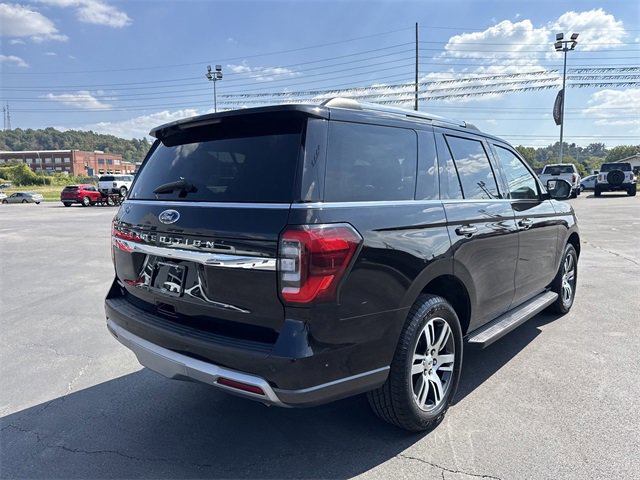 Used 2024 Ford Expedition Limited image 4