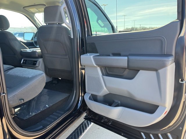 Used 2021 Ford F150 XLT w/ Equipment Group 302A High image 44