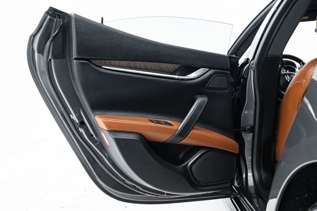 Used 2018 Maserati Ghibli S Q4 image 18