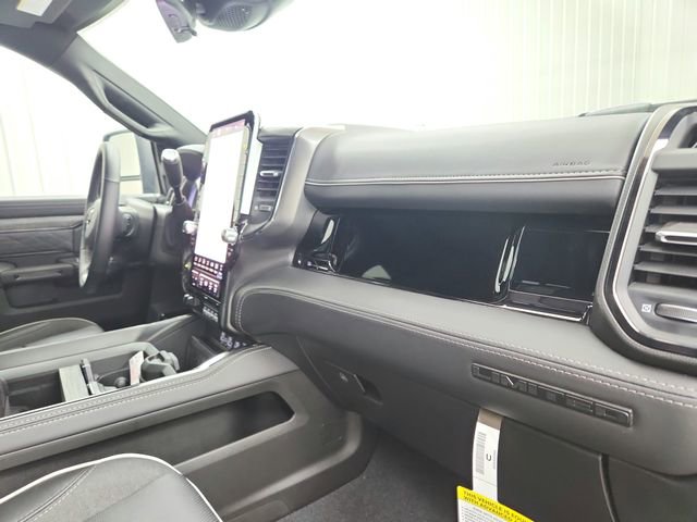 New 2025 RAM 2500 Limited AWD/4WD image 30
