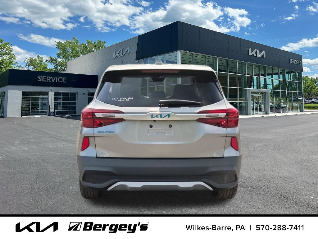 Certified 2023 Kia Seltos LX AWD/4WD image 10