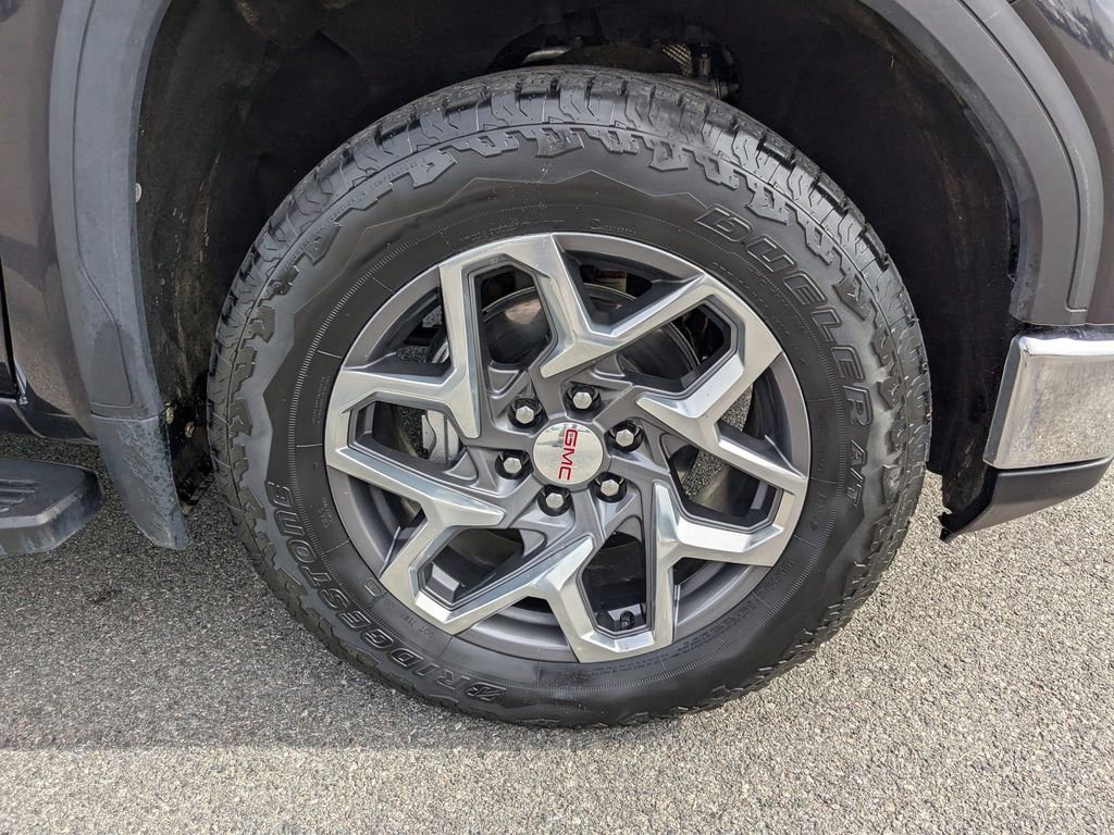 Used 2023 GMC Sierra 1500 SLT w/ SLT Premium Package image 11