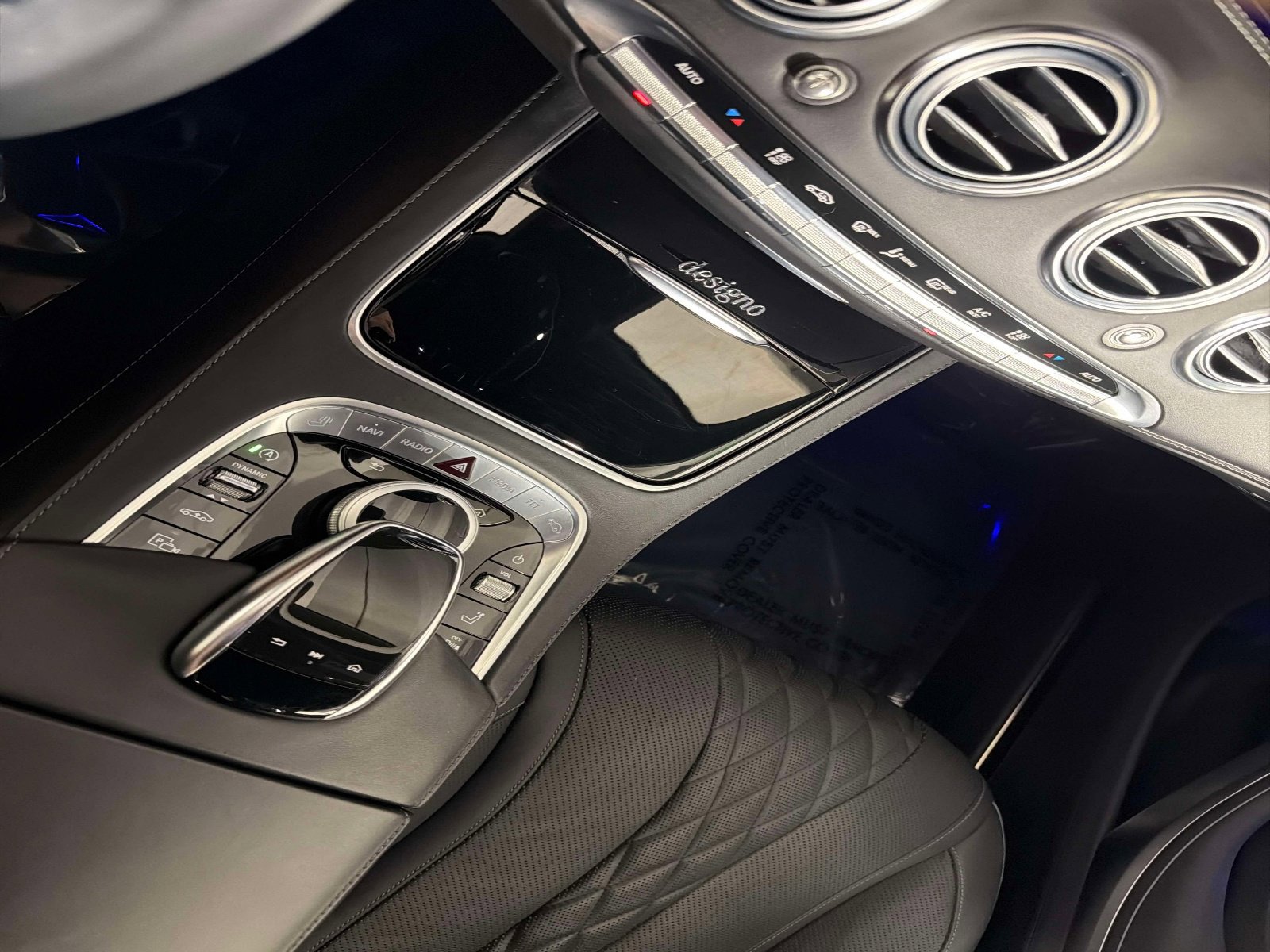 Used 2020 Mercedes-Benz S 560 Cabriolet image 35