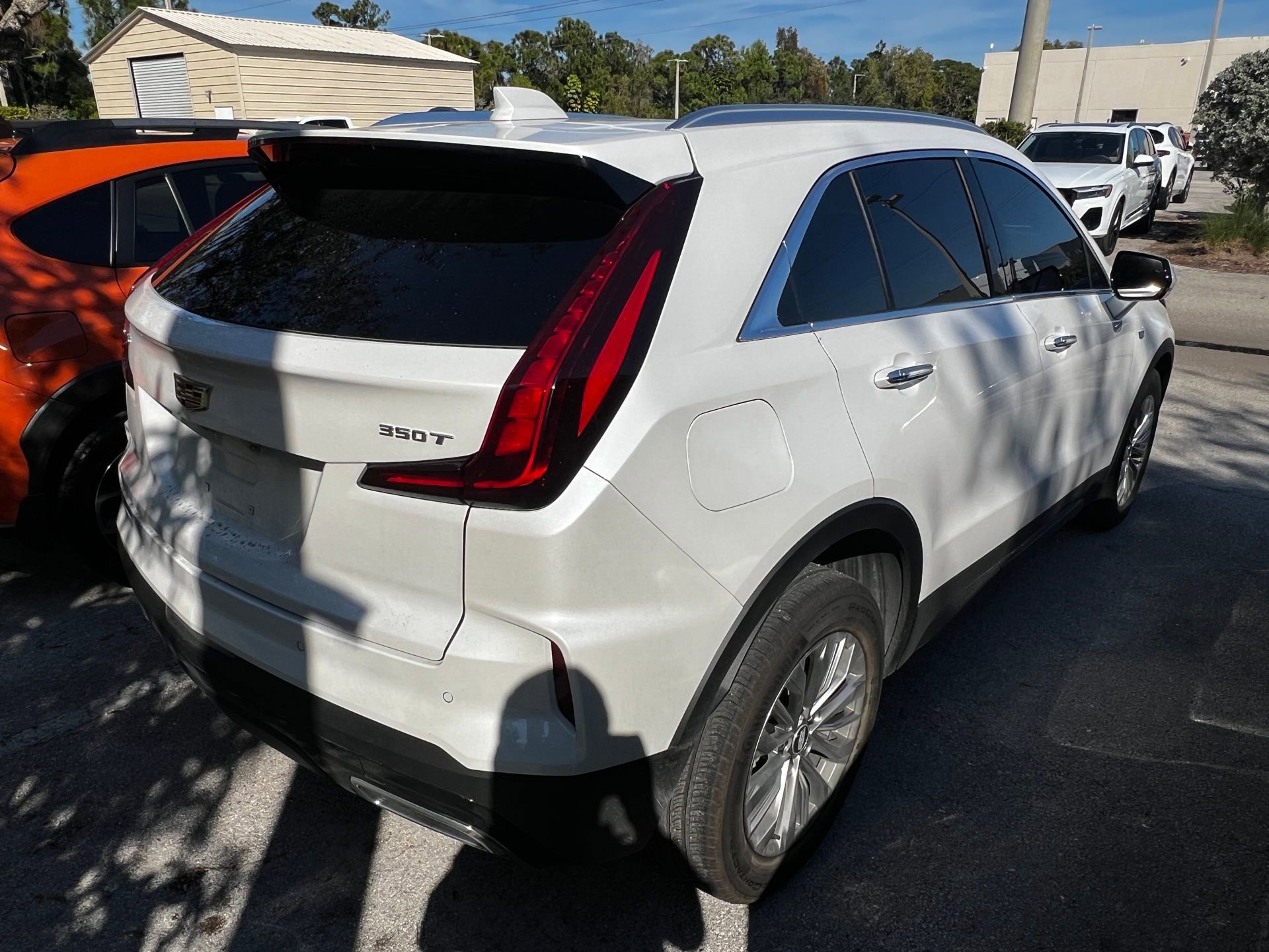 Used 2024 Cadillac XT4 Premium Luxury w/ Technology Package image 4